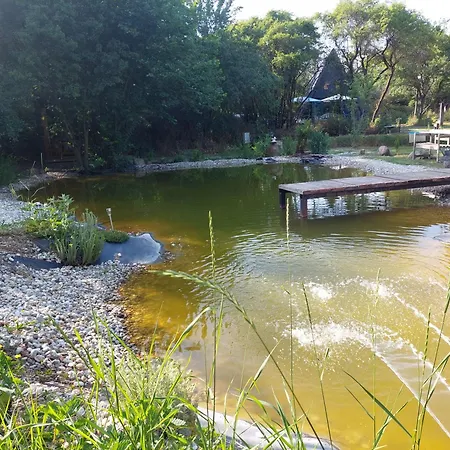 Farm Haz 木屋 Fonyód