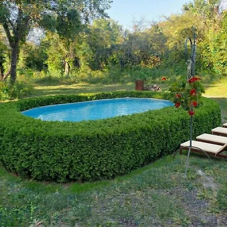 Farm Ház