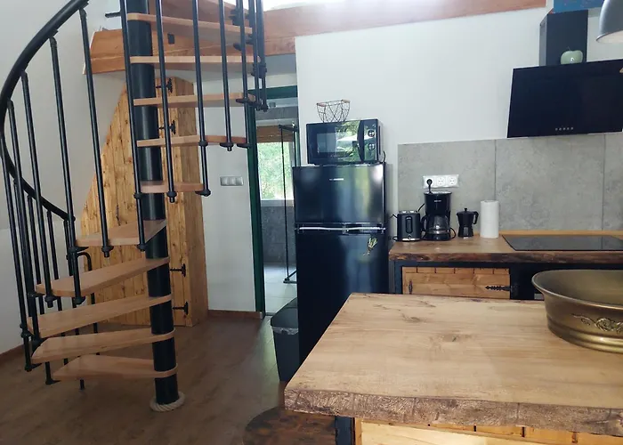 シャレー Farm Haz